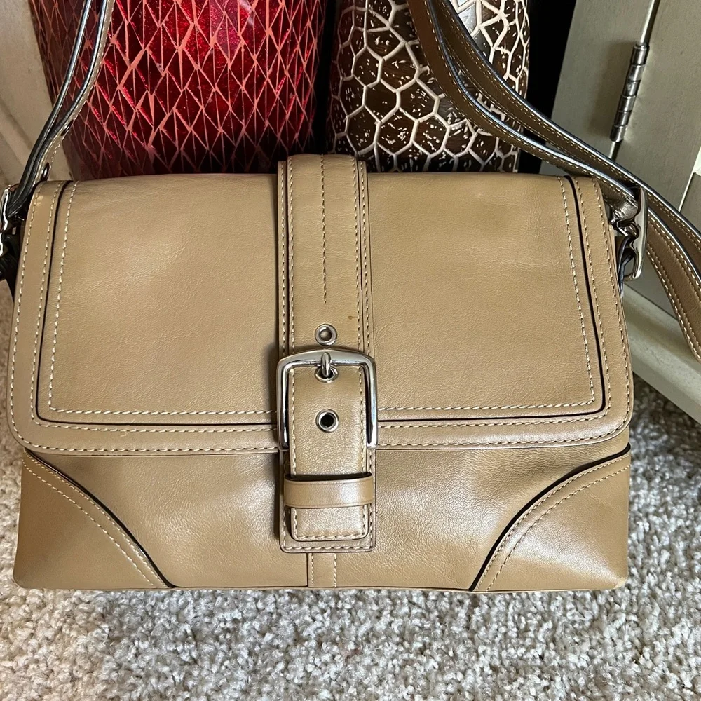 Coach Handbag - Picture 10 of 10